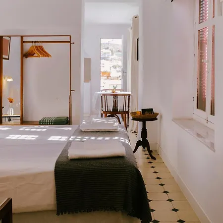 Hacienda Clavero Six Premium * Málaga